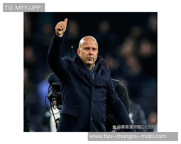 早报:斯洛特获利物浦全力支持多特小胜奥格斯堡继续争冠